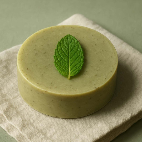 Recette: 2 savons à l’huile essentielle de Menthe & Argile verte Recette: 2 savons à l’huile essentielle de Menthe & Argile verte
