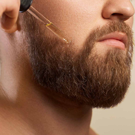 Huile pour barbes, nourrissante et disciplinante, au bois de cèdre