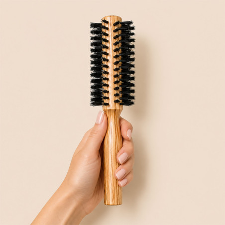Brosse à cheveux ronde en bois d'olivier et poils de sanglier