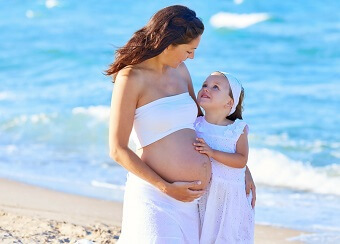 Les huiles essentielles pour les femmes enceintes durant la grossesse.