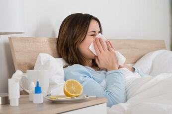 Les huiles essentielles contre le rhume et les rhinites (en hiver)