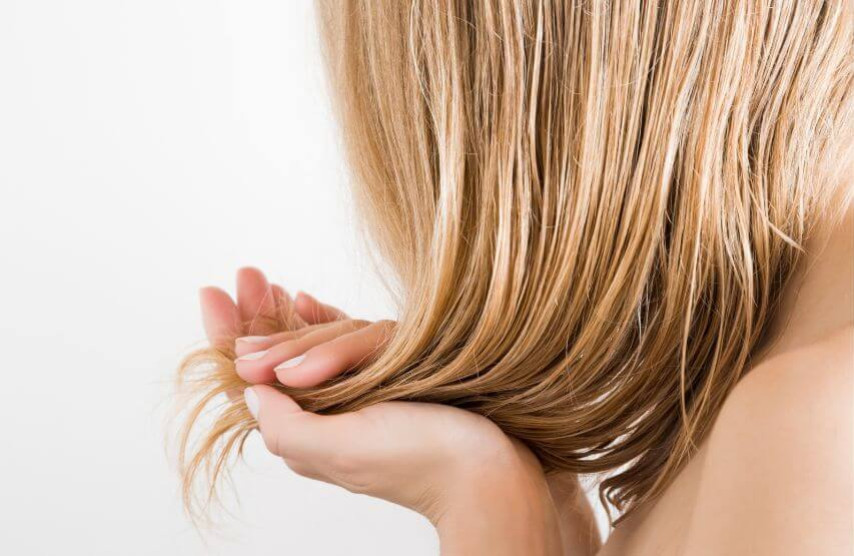 Comment utiliser le bicarbonate de soude sur les cheveux